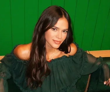 Bruna Marquezine exibe mudança radical após procedimento estético - Imagem