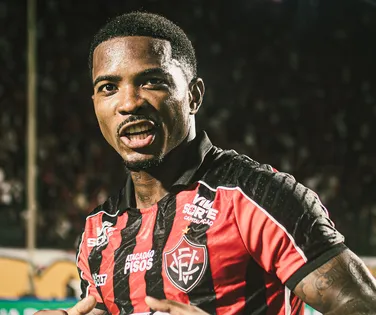 Cacá celebra vitória em casa e vê "mesma postura" fora do Barradão - Imagem