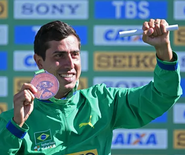 Caio Bonfim conquista bronze no Mundial de Marcha Atlética - Imagem