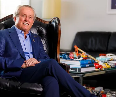 Câmara de Salvador homenageia o empresário Luiz Mendonça Filho - Imagem