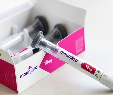 Câmara Municipal aprova distribuição gratuita de Mounjaro para jovens - Imagem