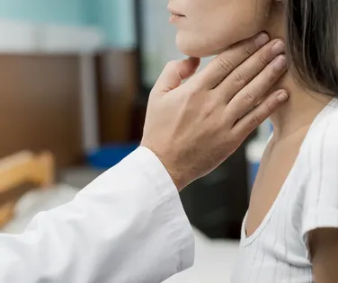 Câncer de cabeça e pescoço é o 3° mais comum no Brasil; conheça sintomas - Imagem