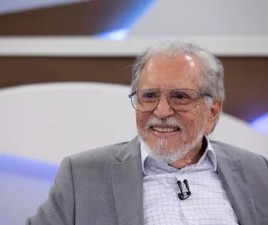 Carlos Alberto de Nóbrega é internado e passa por exames - Imagem