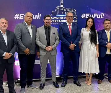 Carlos Muniz discursa na abertura do 4° Congresso Baiano de Vereadores - Imagem