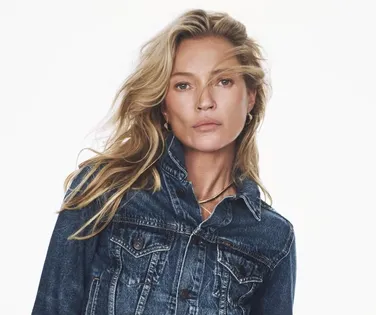 Celebridades internacionais passam feriado em vila turística na Bahia - Imagem