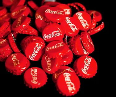 Coca-Cola anuncia fim das operações de produto popular no Brasil - Imagem