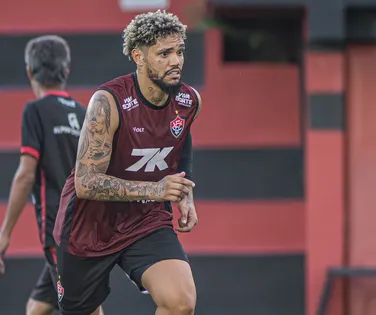 Com nova lesão, Vitória enfrentou o Flamengo com time inteiro no DM - Imagem