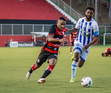 Confiança x Vitória: onde assistir, escalações e tudo sobre o jogo - Imagem