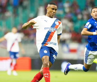 "Culpa do treinador e dos atletas também", desabafa volante do Bahia - Imagem