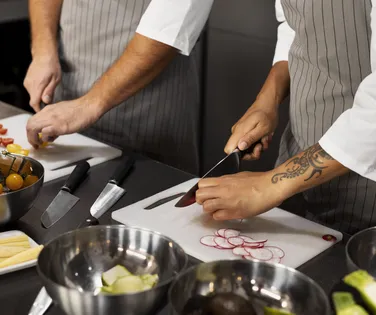 Curso gratuito de culinária oferece 200 vagas para mulheres em Salvador - Imagem