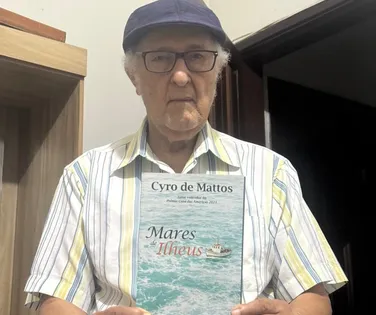 Cyro de Mattos redescobre o mar de Ilhéus em novo livro de contos - Imagem