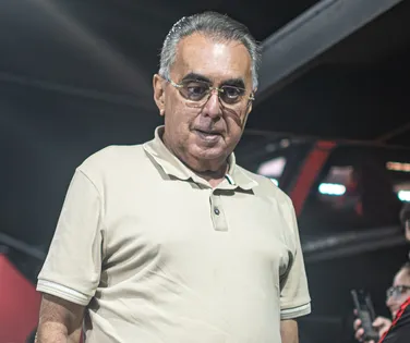 Diretor mira título e reforça valor de afastar "medalhões" do Vitória - Imagem