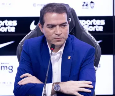 Dirigente cobra Vitória por pagamento de R$ 1 milhão por Cacá - Imagem