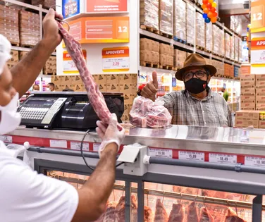 E agora? Substitutos da carne bovina ficam mais caros em abril - Imagem