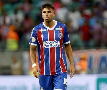 Entenda como família de ex-Bahia brecou ida para o Vitória neste ano - Imagem