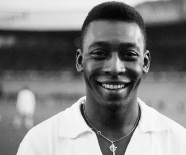 Estação de metrô muda nome para "Rei Pelé" e gera polêmica na internet - Imagem