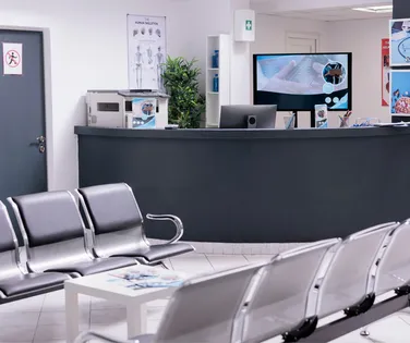 Estagiária é demitida após agredir idosa em posto de saúde na Bahia - Imagem