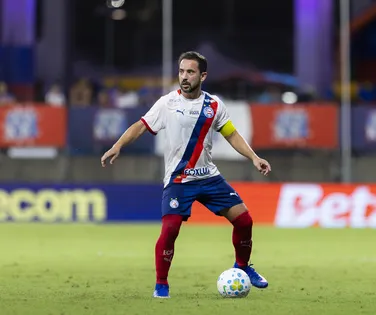 Éverton Ribeiro opina que arbitragem favorece alguns clubes: "A gente vê" - Imagem