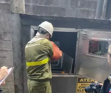 Fábrica é acusada de roubar energia capaz de abastecer 3.200 casas em Salvador - Imagem