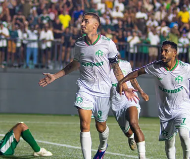 Feira FC estreia com goleada, empolga torcida e faz cidade sonhar alto - Imagem