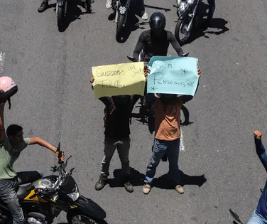 Fim de mototáxi de Uber e 99? Decisão aumenta discussão em capital - Imagem