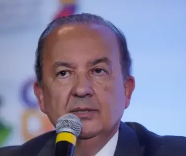 Governador bolsonarista autoriza pais a vetar aulas sobre gênero - Imagem