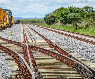 Governo pede e BID estima R$ 75 bilhões para reativar ferrovias em todo o Brasil - Imagem