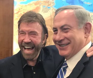 Homenagem de Netanyahu escancara conservadorismo de Chuck Norris - Imagem