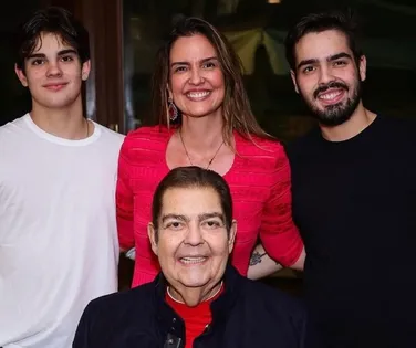 Homenagem: esposa de Faustão emociona ao falar da saúde do marido - Imagem
