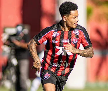 Jair Ventura explica substituição de Matheuzinho após drama no Barradão - Imagem