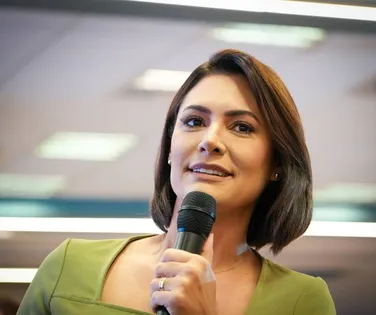 Jornalistas acionam a polícia após postagem de Michelle Bolsonaro - Imagem