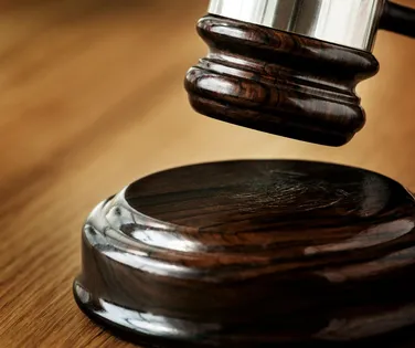 Justiça bloqueia cachê de famoso ex-BBB após processo - Imagem