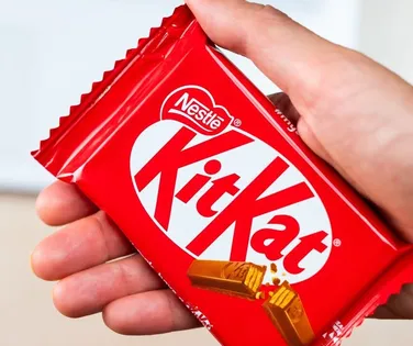 KitKat lança rastreador após roubo de 12 toneladas de chocolate; entenda - Imagem