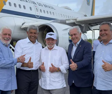 Lula chega a Salvador onde cumpre intensa agenda política e institucional - Imagem