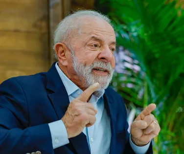 Lula mostra preocupação e revela medo de invasão ao Brasil - Imagem