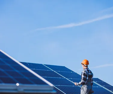 Luz solar pode virar combustível: estudo avança com nova tecnologia - Imagem