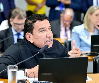Magno Malta põe mandato em jogo após denúncia de agressão a enfermeira - Imagem