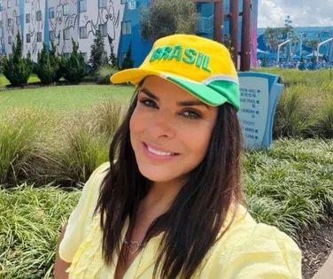 Mara Maravilha rebate ataques ao se declarar “negona branca” - Imagem