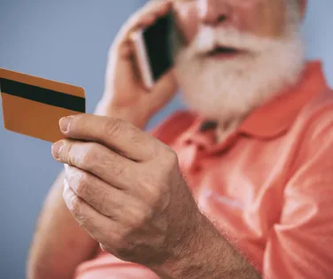 MP aciona empresa de seguros por cobranças em contas de clientes na Bahia - Imagem