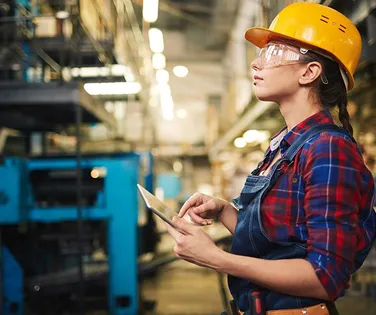Mulheres ainda ganham 21% menos que homens no Brasil, aponta estudo - Imagem