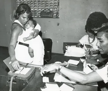 Mulheres conquistaram direito ao voto no Brasil há 94 anos - Imagem