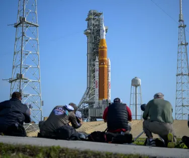 NASA prepara missão histórica e pode levar humanos à Lua após 53 anos - Imagem