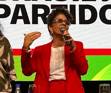 Neta de Carlos Marighella reafirma candidatura à Câmara dos Deputados - Imagem