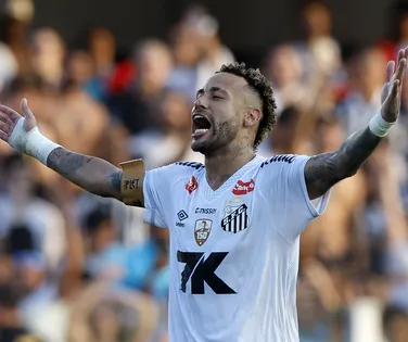 Neymar abre o jogo e admite que pode se aposentar em 2026 - Imagem