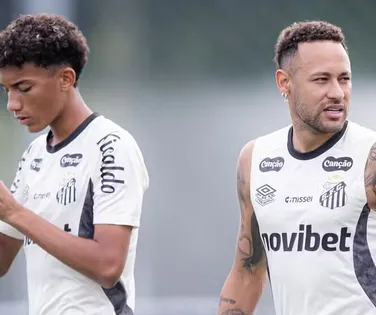 Neymar e Robinho Jr. brigam durante treino do Santos; entenda - Imagem