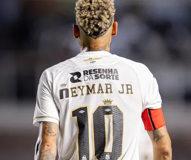 Neymar está fora do jogo contra o Bahia no Campeonato Brasileiro - Imagem