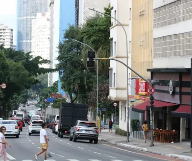 Nova luz no semáforo pode mudar o trânsito; veja como funciona - Imagem