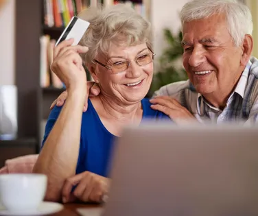 Nova rede nacional vai proteger o dinheiro dos idosos; entenda - Imagem