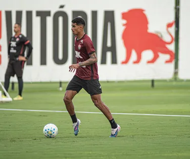 Novo reforço do Vitória pode estrear contra o Cruzeiro; saiba mais - Imagem