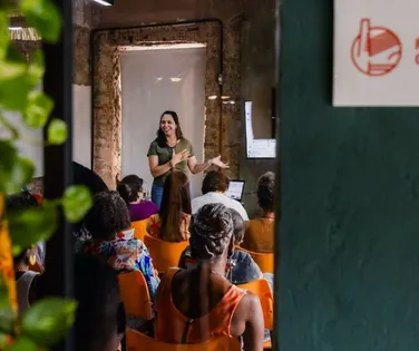 Organização oferece formação gratuita para empreendedores em Salvador - Imagem